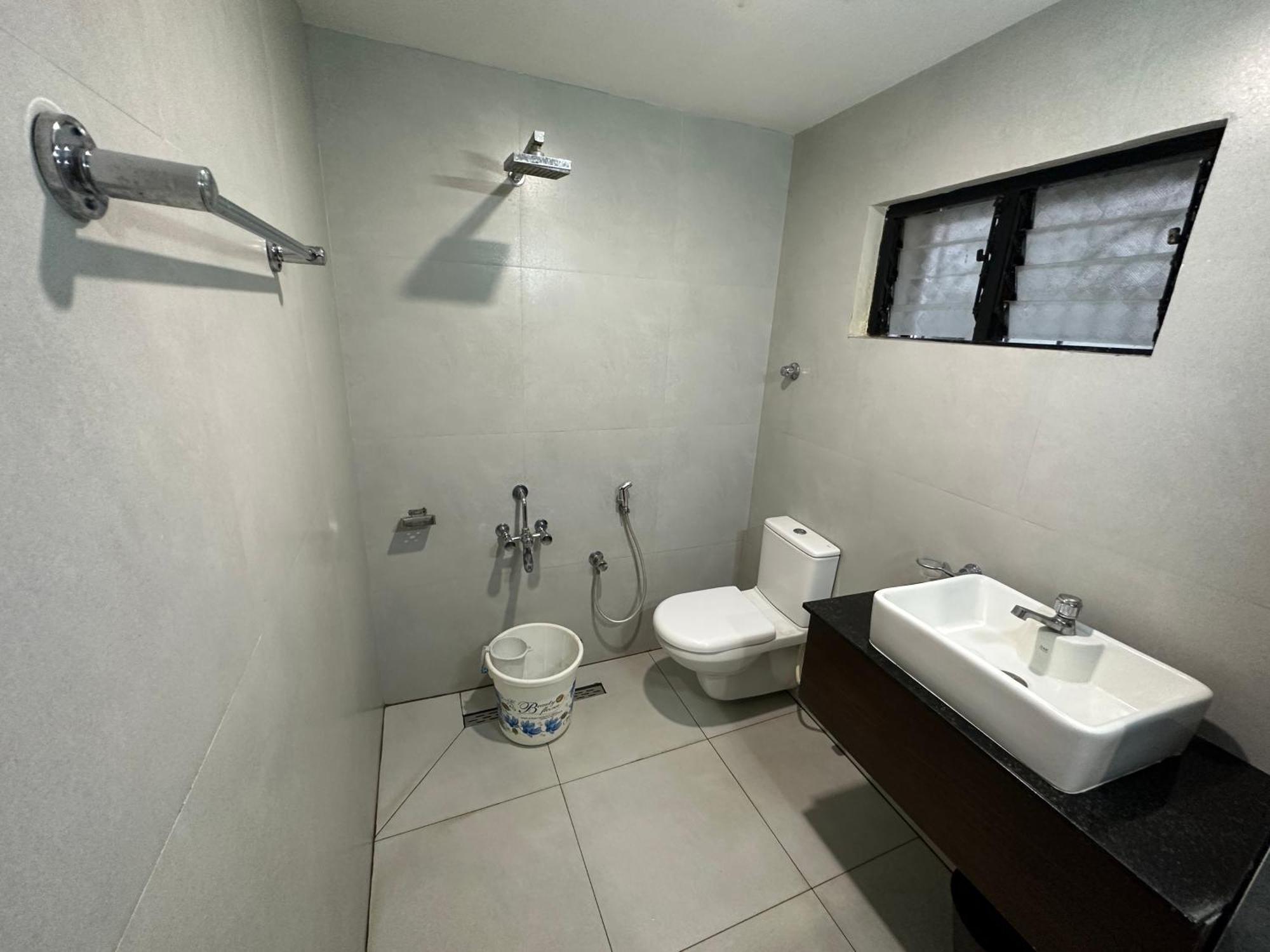 Hotel Aiba Regency Coimbatore Exterior photo